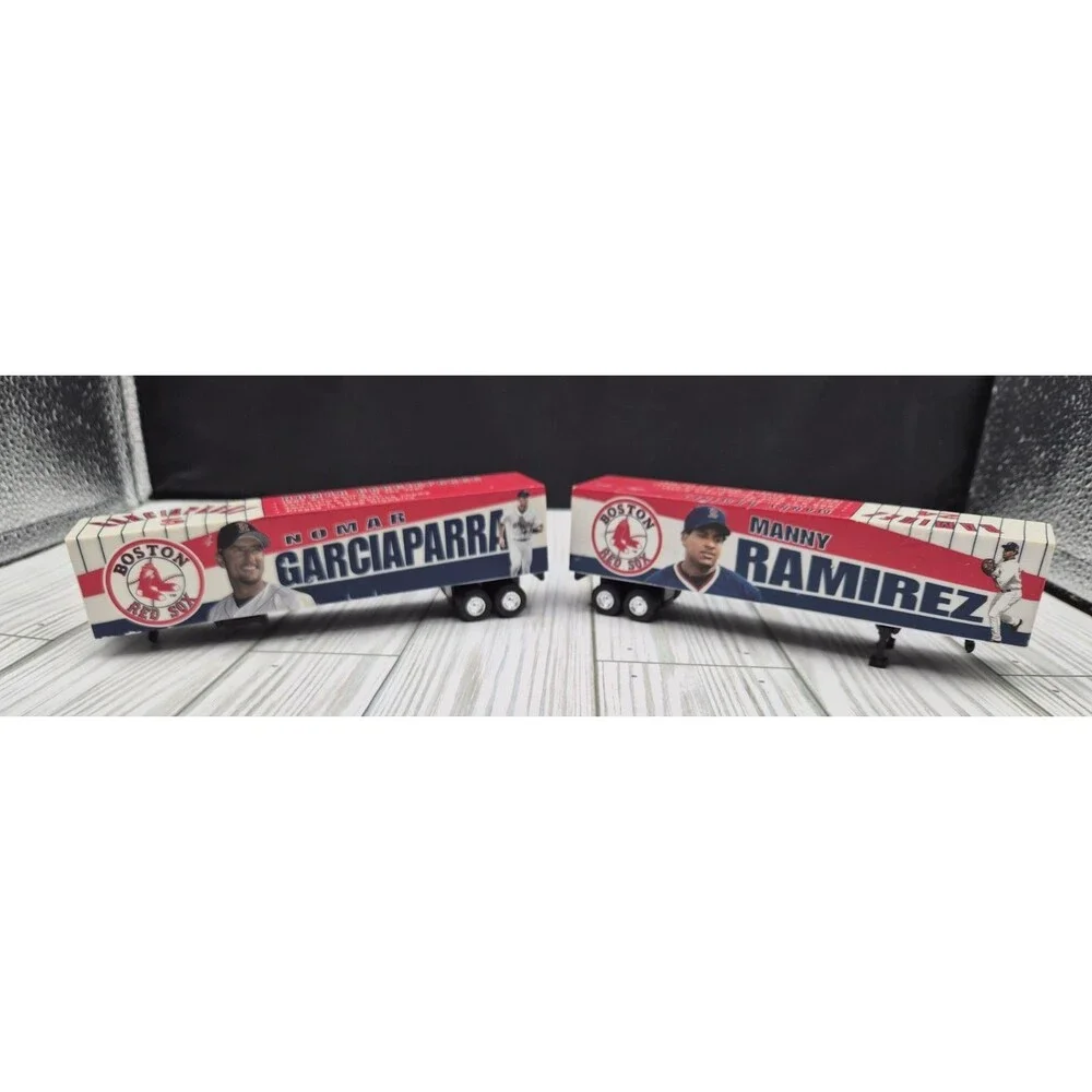 2 Vintage Boston Red Sox Fleer Team Collectibles Nomar Manny Tractor Trailer 1:8